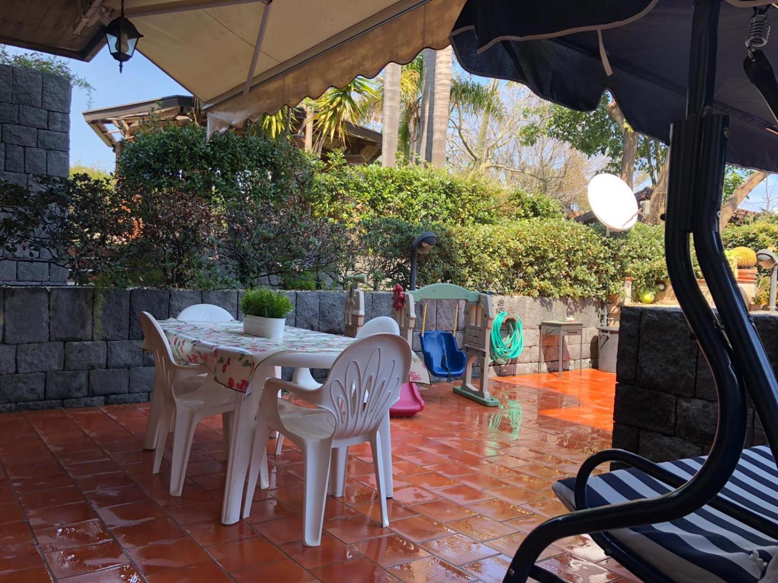 Chloe'S Apartment Acireale Ngoại thất bức ảnh